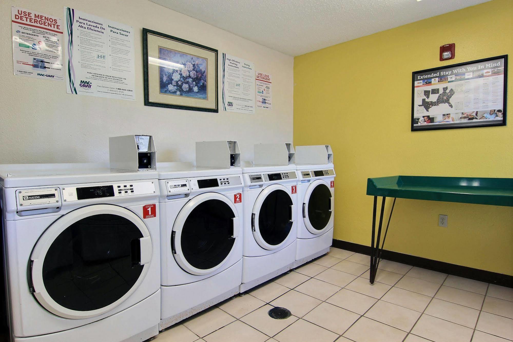 Intown Suites Extended Stay Select Corpus Christi Tx Exterior foto