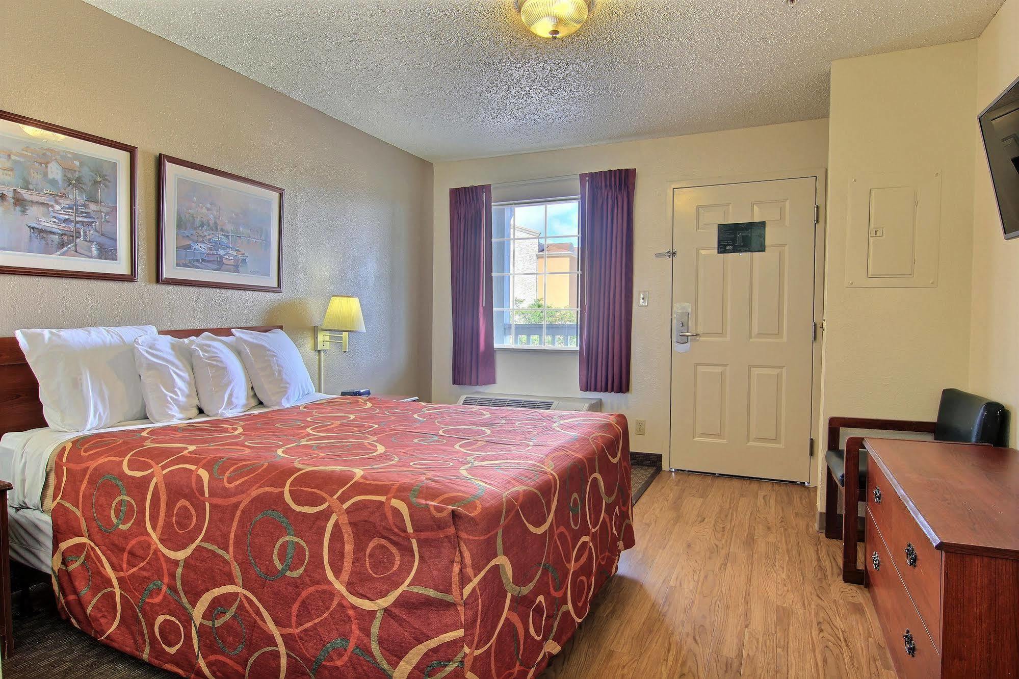 Intown Suites Extended Stay Select Corpus Christi Tx Exterior foto